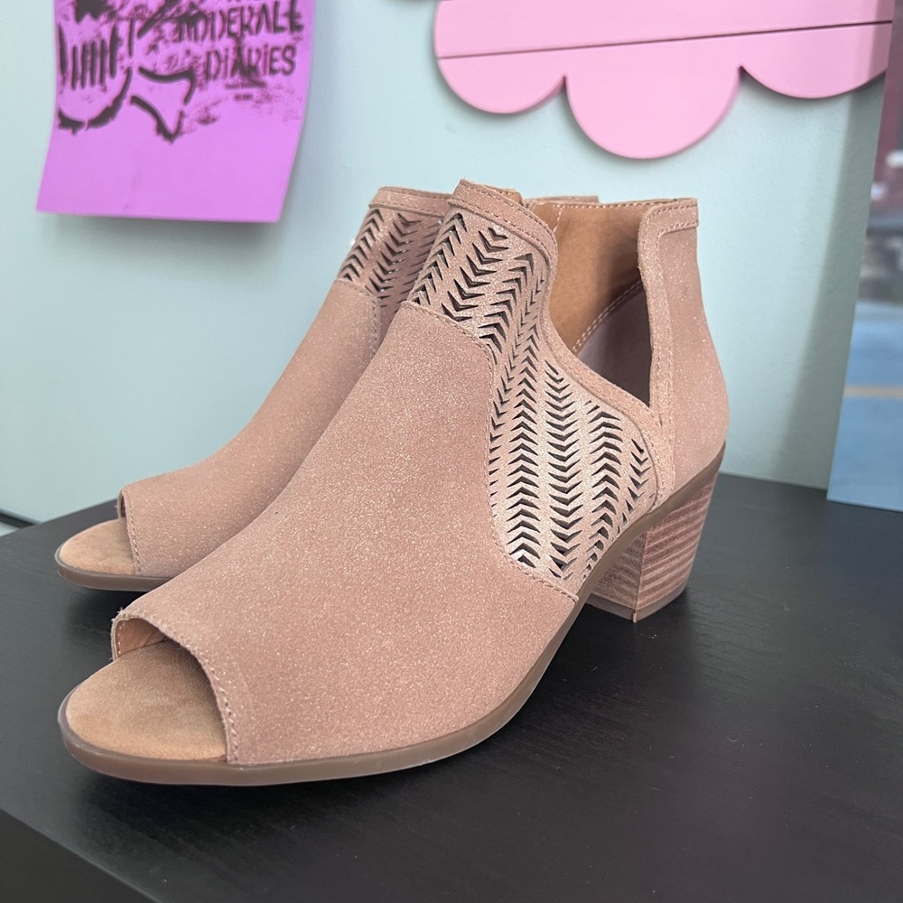 Lucky Brand Tan Peep-Toe Ankle Boots Tan Sparkle 8 1/2 wide